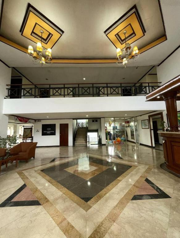 Hotel Parama Puncak Esterno foto