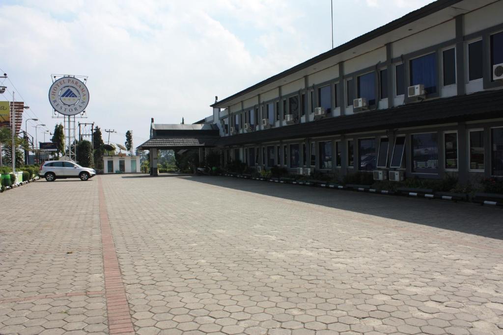 Hotel Parama Puncak Esterno foto